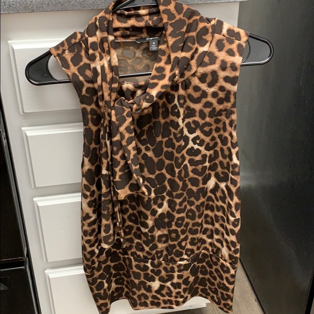 Leopard print Express sleeveless top
